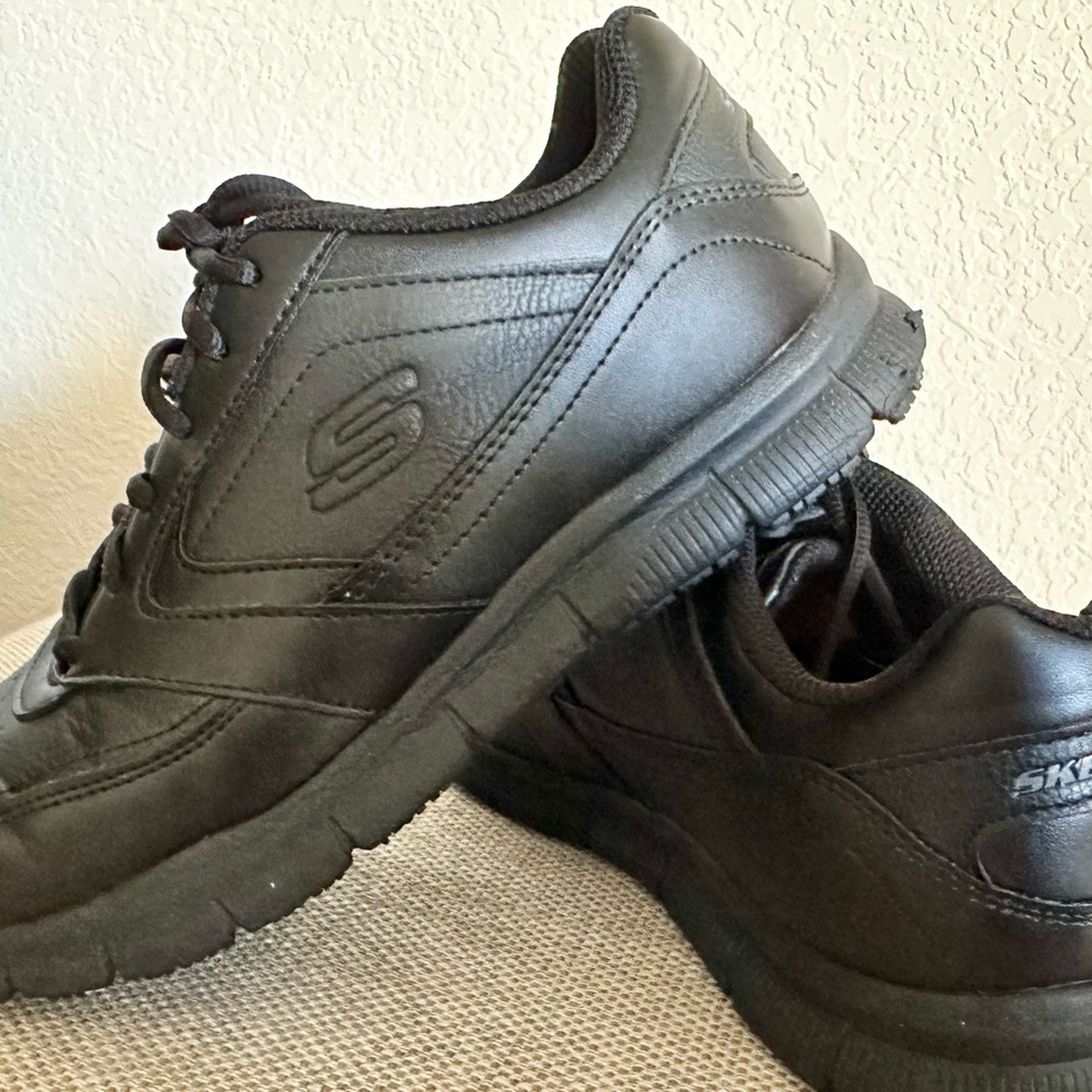 Sketchers Men's Black Slip Resistant Sneakers